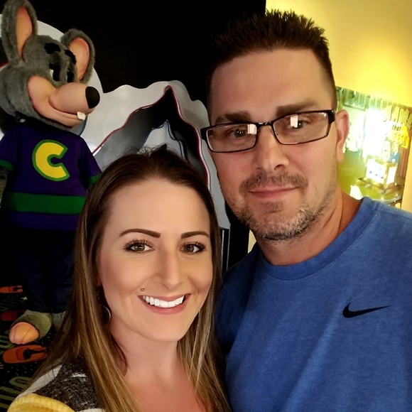 Meet your Posher, Andrea - Picture 1 of 1